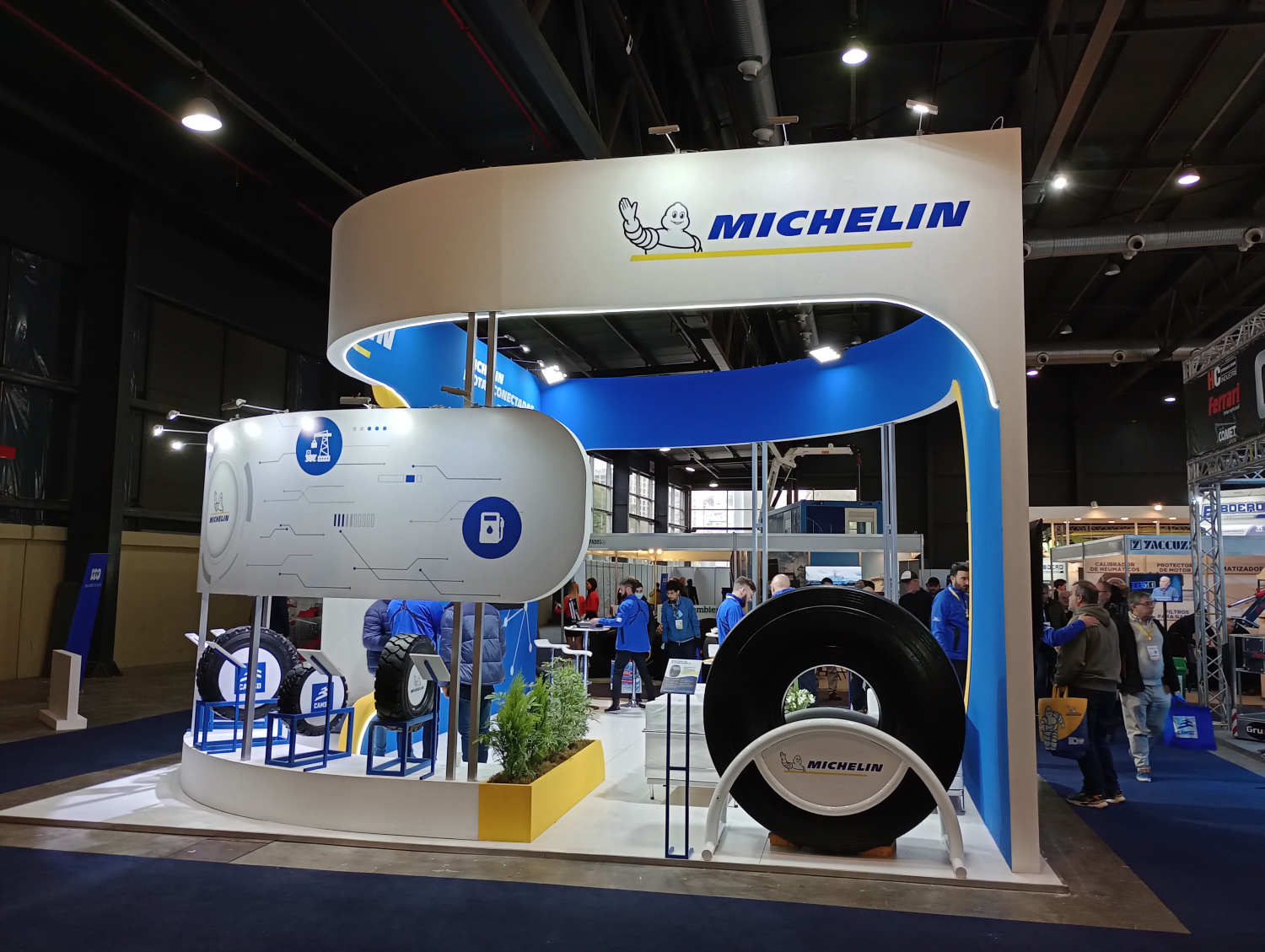 Michelin en Expo Transporte 2022 neumáticos fuera de ruta, flotas