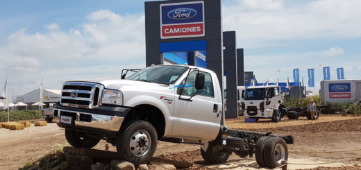 Camiones Ford Cargo Euro V en expoagro