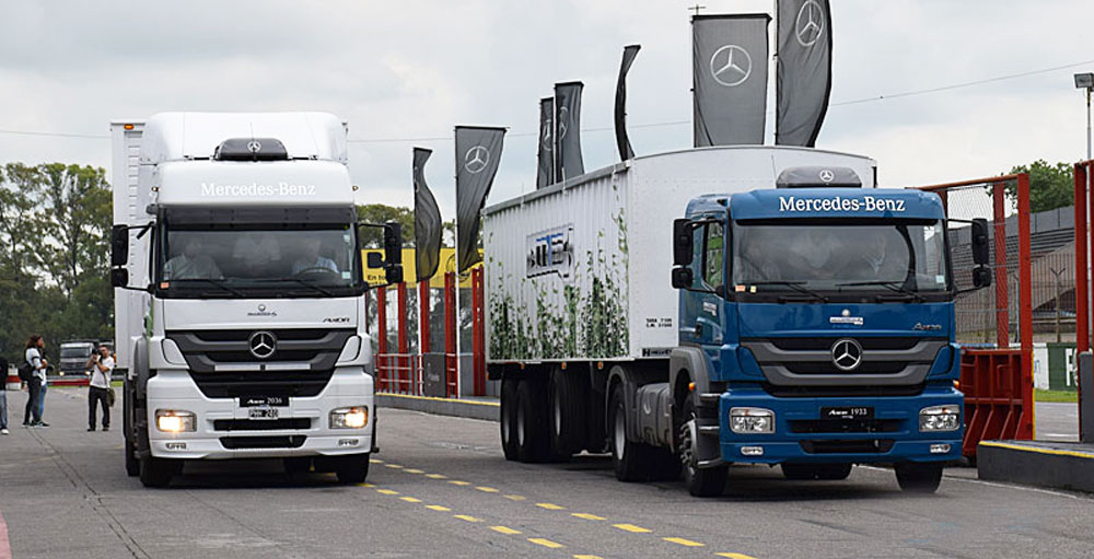 mercedes benz camiones