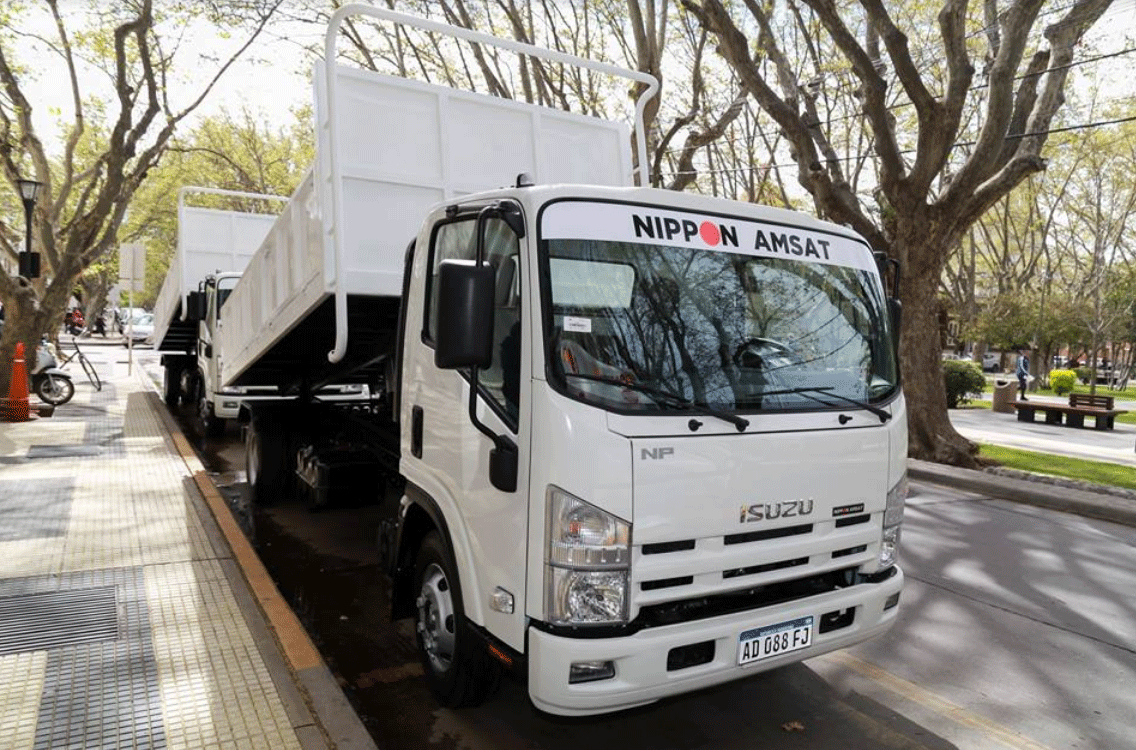 isuzu amsat