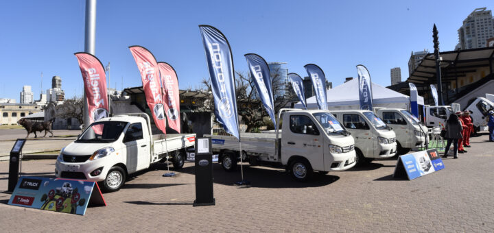 CVN Motors stand