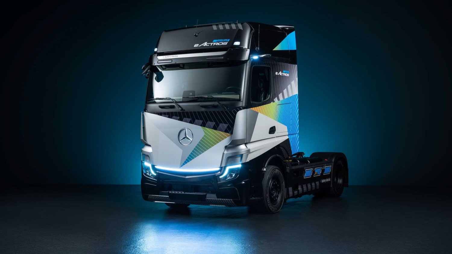Mercedes-Benz eActros LongHaul
