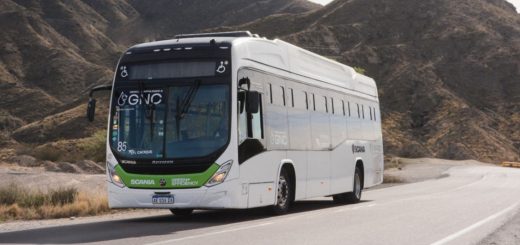 Scania K280 a GNC El Cacique