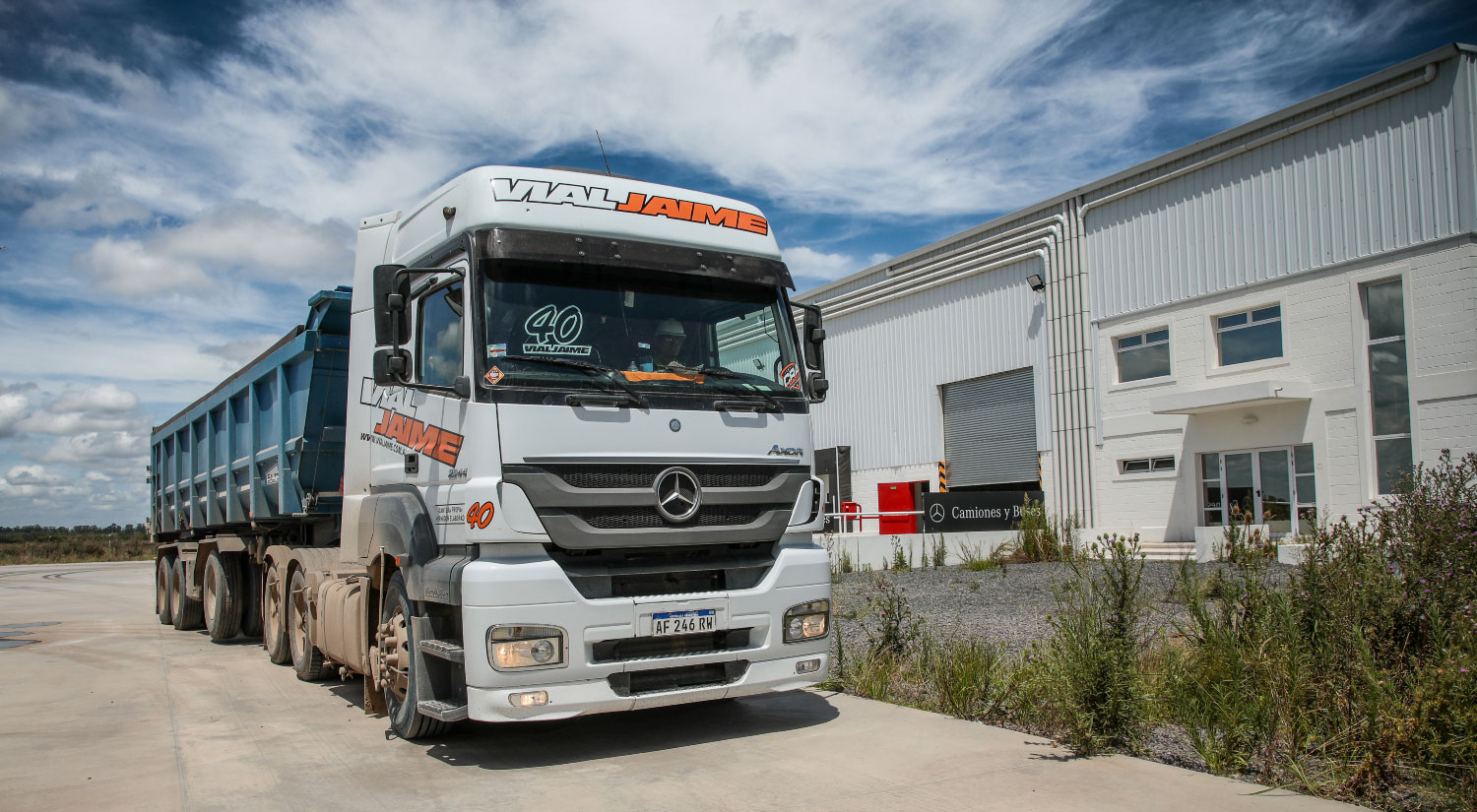 mercedes benz camiones