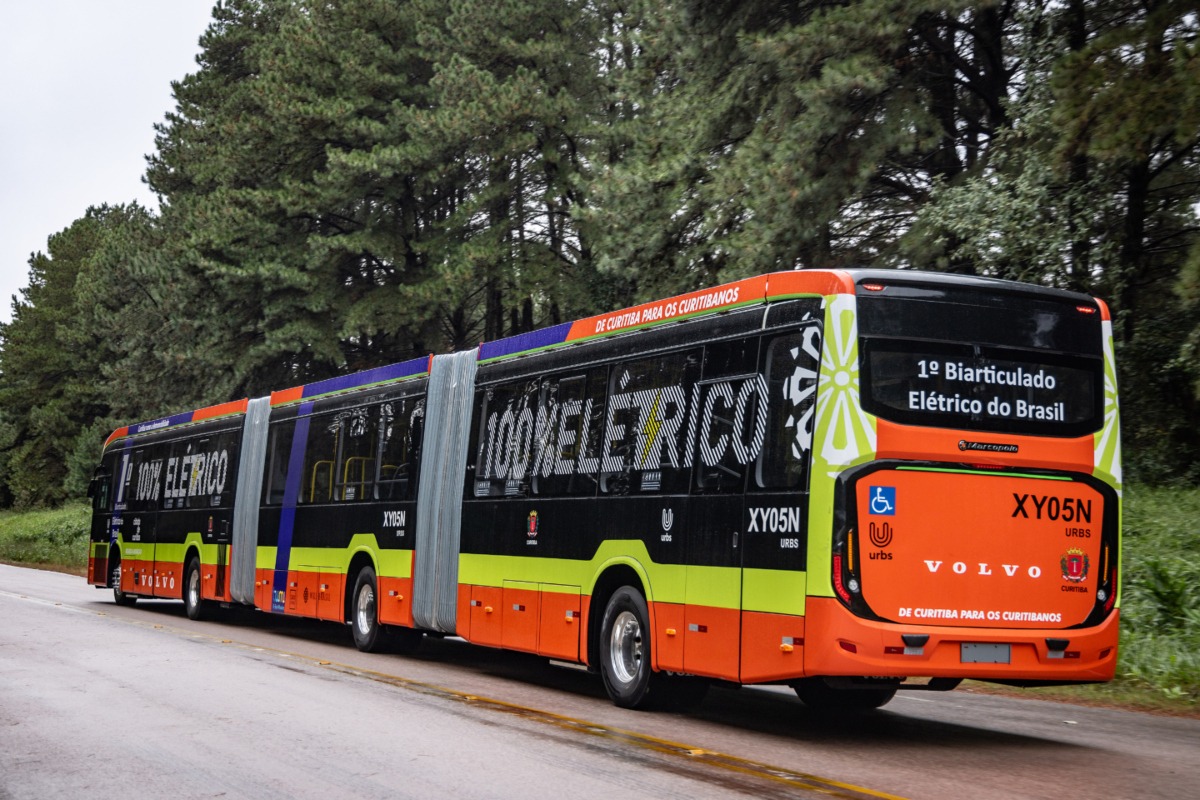 Volvo bus eléctrico biarticulado BR
