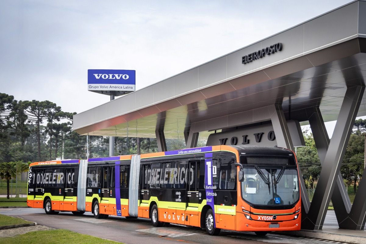 Volvo bus eléctrico biarticulado BR
