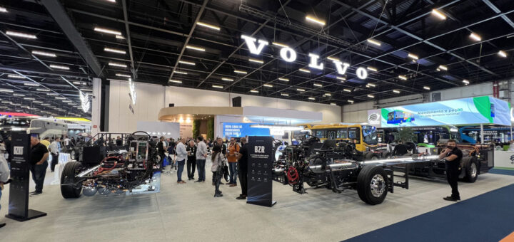 volvo buses