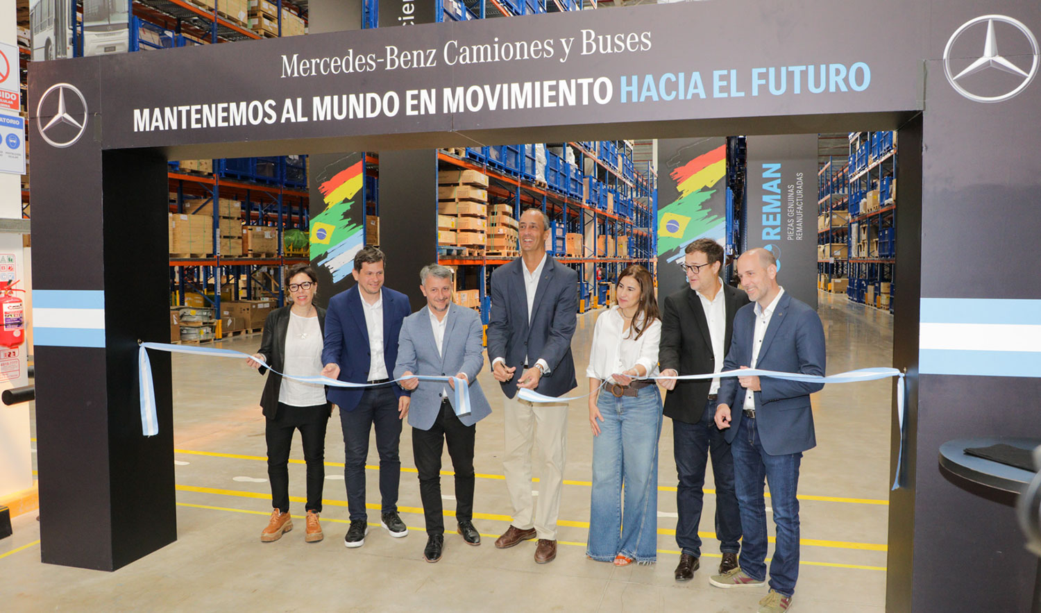 centro logistico mercedes benz
