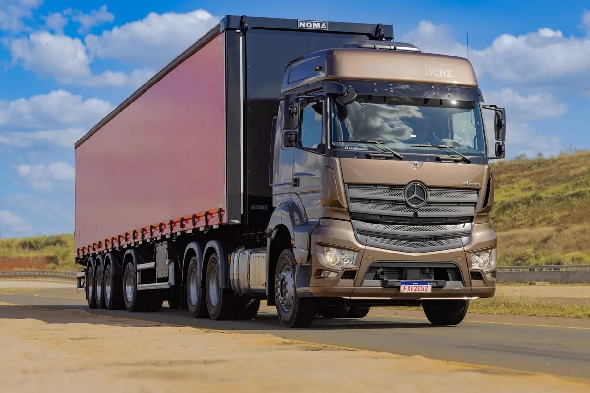 Mercedes-Benz Axor 2025