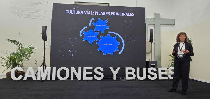 mercedes benz camiones y buses