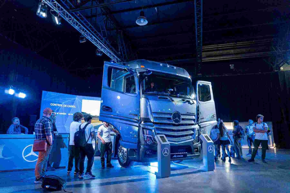 Mercedes-Benz Actros L TecWeek 2025