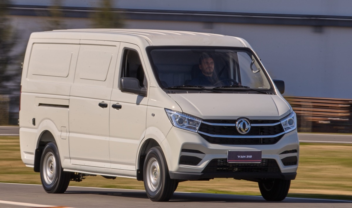 Dongfeng Van 312 Cargo