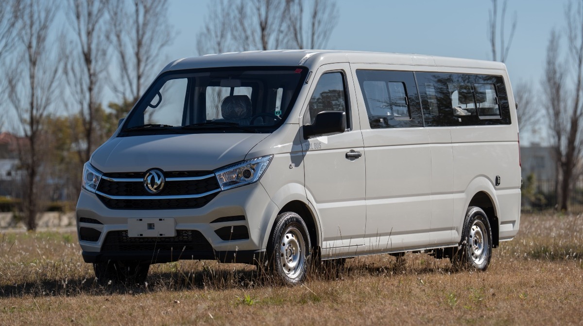 Dongfeng Van 312L Bus