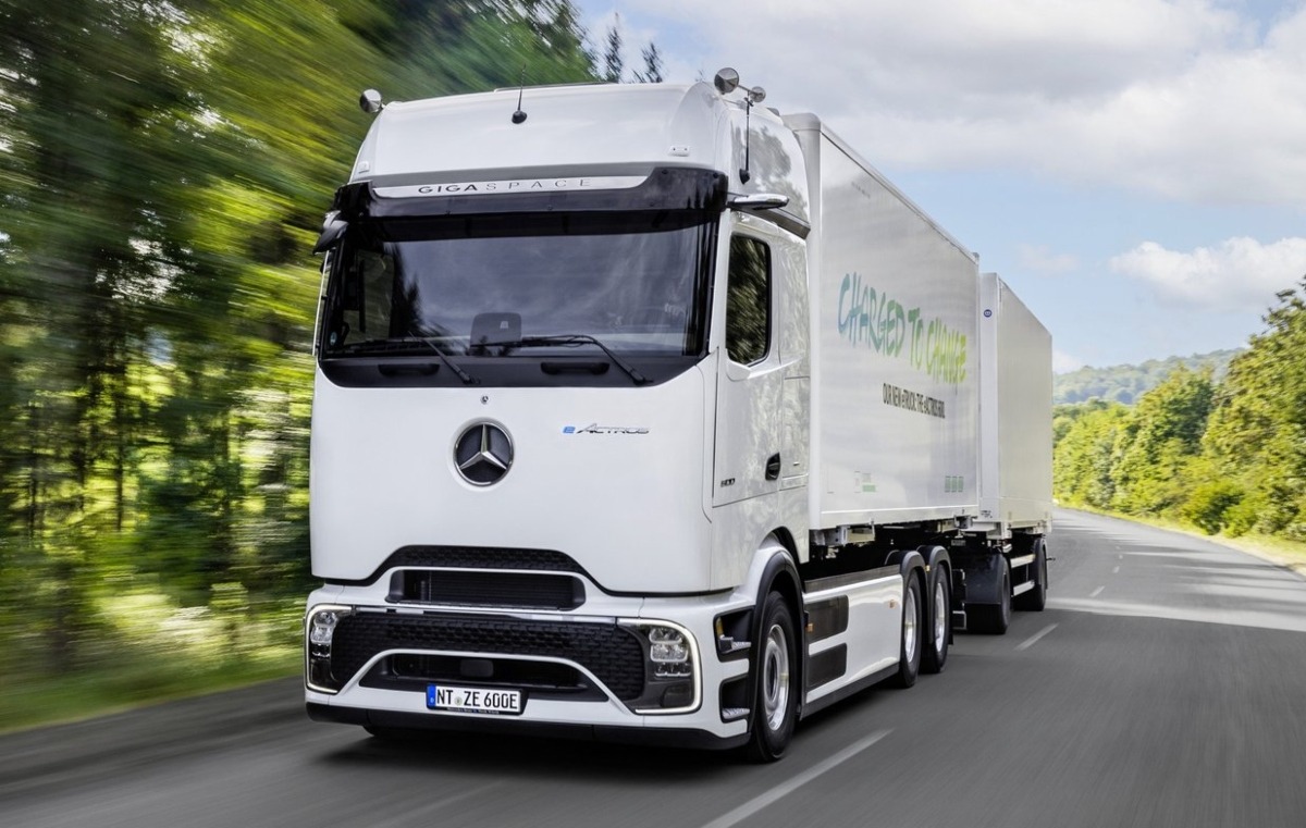 Mercedes-Benz eActros BEV y FCEV