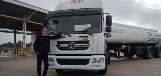 Dongfeng Captain D 1830 tractor