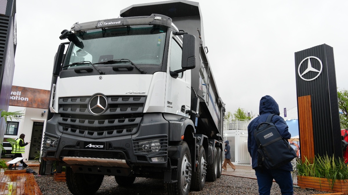 Mercedes-Benz Camiones y Buses en AOG Patagonia 2026